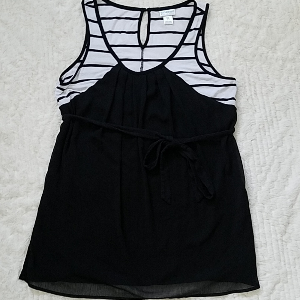 Motherhood Maternity sleeveless top